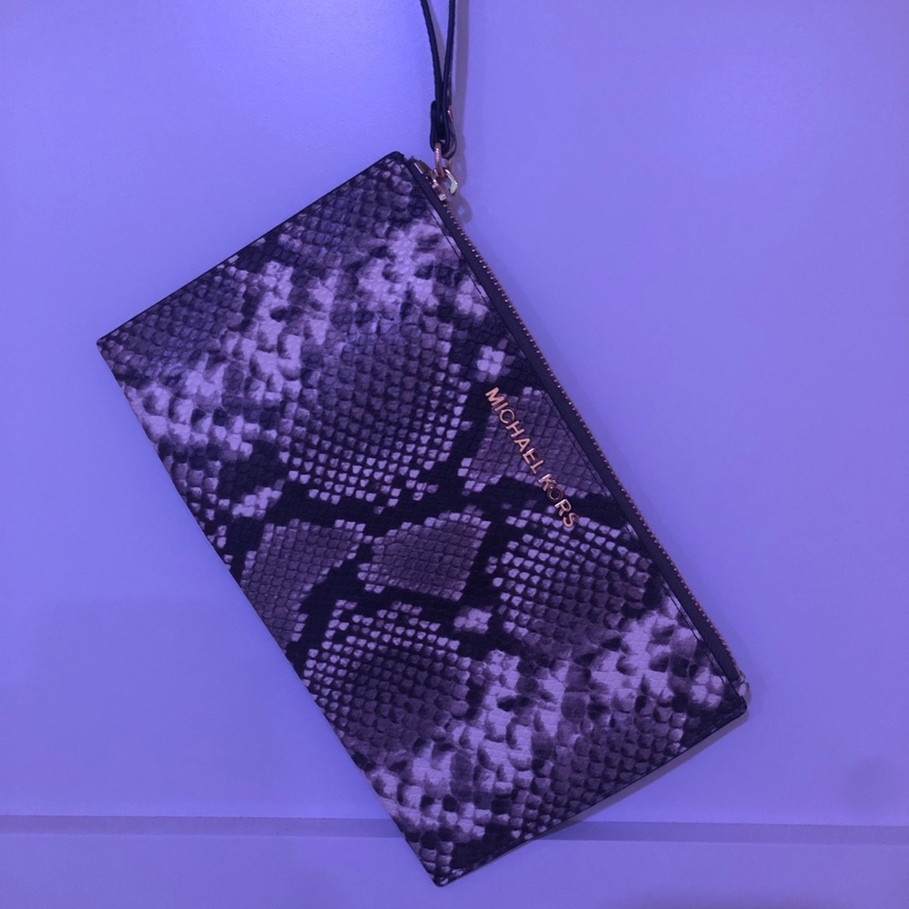 Michael Kors wallet